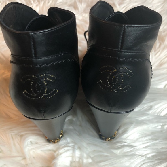 Chanel chained wedge booties - Picture 3 of 8